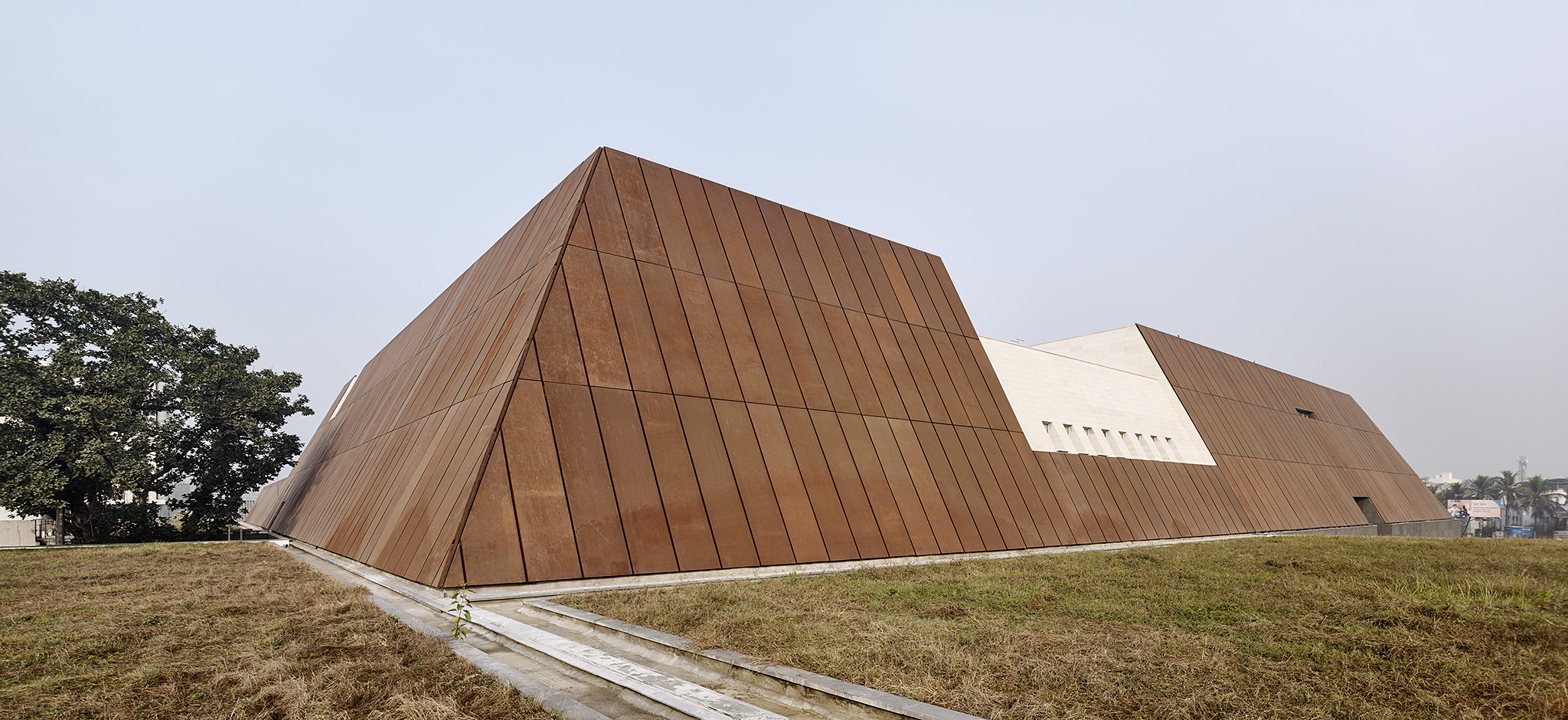 Bihar Museum / Maki and Associates + Opolis